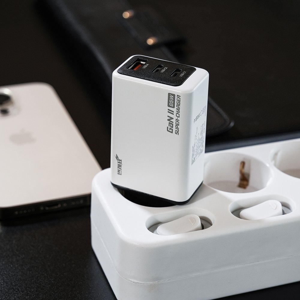 번개표 핸드폰 65W 멀티 PD 고속 충전기 C타입 어댑터 상세 이미지 2